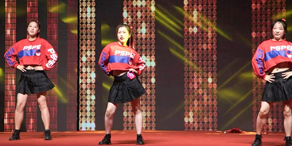 舞蹈大賽展風(fēng)采，超凡標(biāo)牌逐夢前行慶佳節(jié)