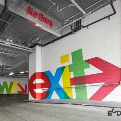 地庫(kù)導(dǎo)向標(biāo)識(shí)