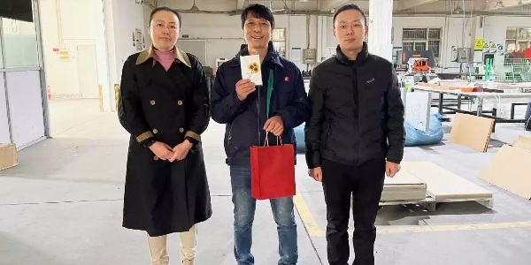 隔離不隔愛｜超凡標(biāo)牌暖心慰問隔離點職工！